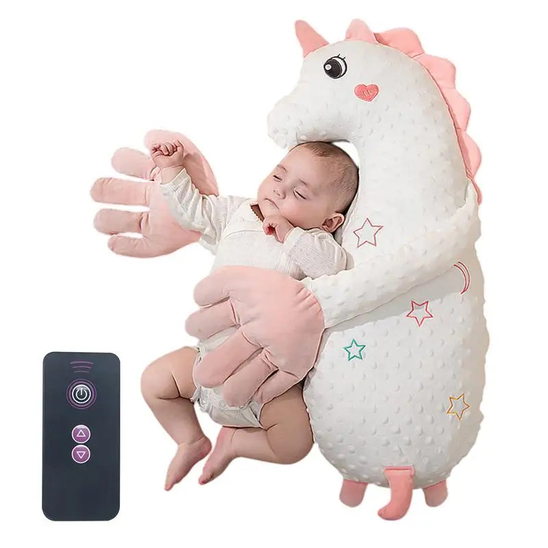 Detalle del peluche y sus brazos